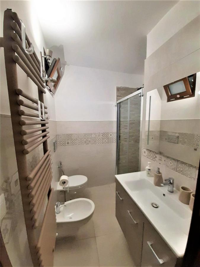 Casa Mima: Locazione Turistica Nel Centro Storico Apartment Brindisi Bagian luar foto