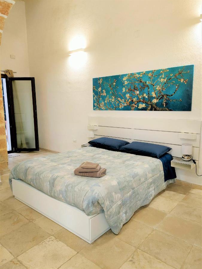 Casa Mima: Locazione Turistica Nel Centro Storico Apartment Brindisi Bagian luar foto